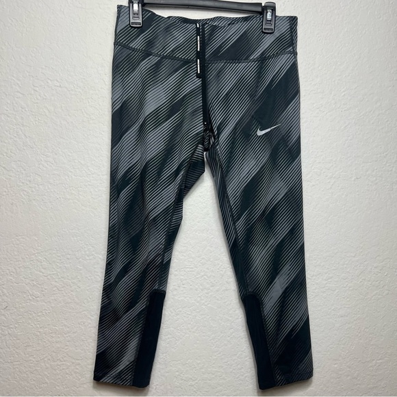 Nike Dri-Fit Power Epic Run Crop Leggings - Picture 1 of 8